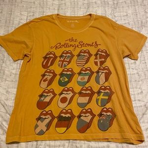 Rolling stone yellow t-shirt large